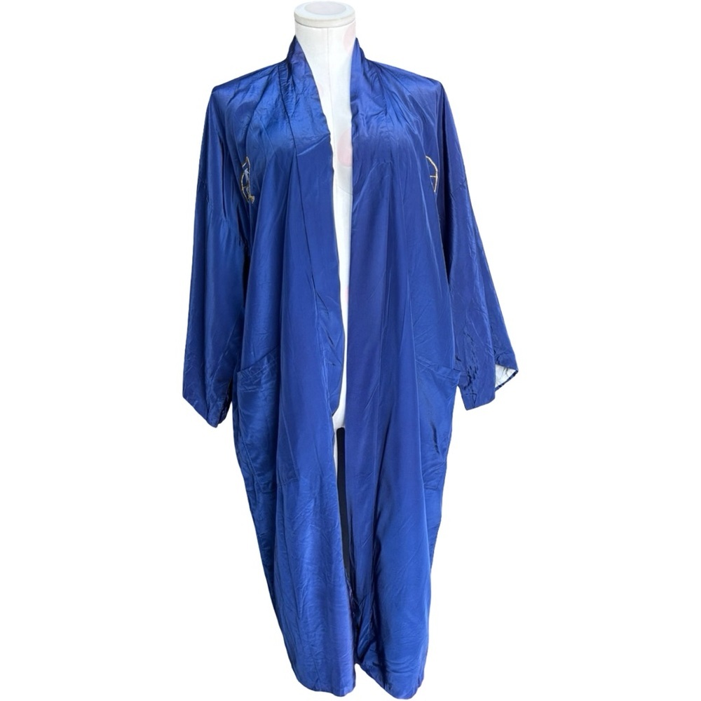 Vintage Japanese Blue Vintage Robe with Fan Embroidery - Picture 11 of 11